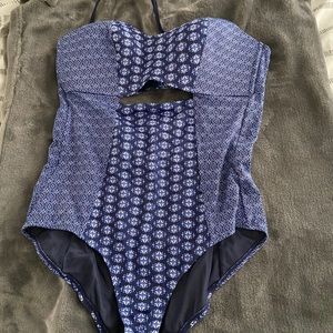 Athleta one piece swimsuite